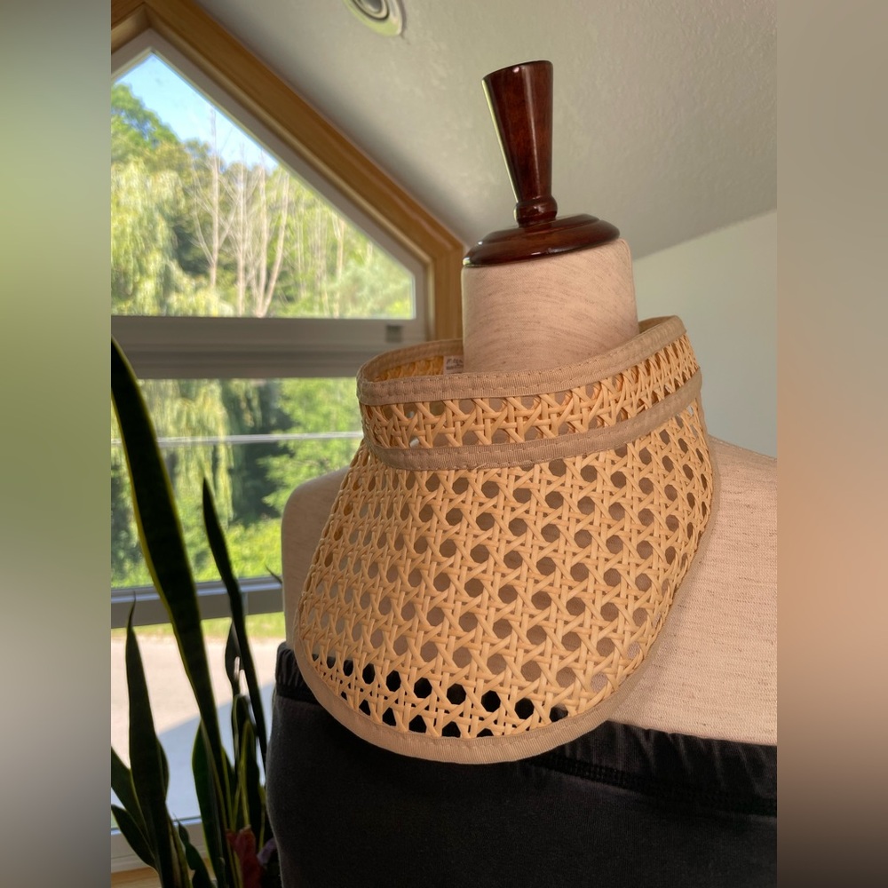 Altar’d State: Beige Woven Vizor